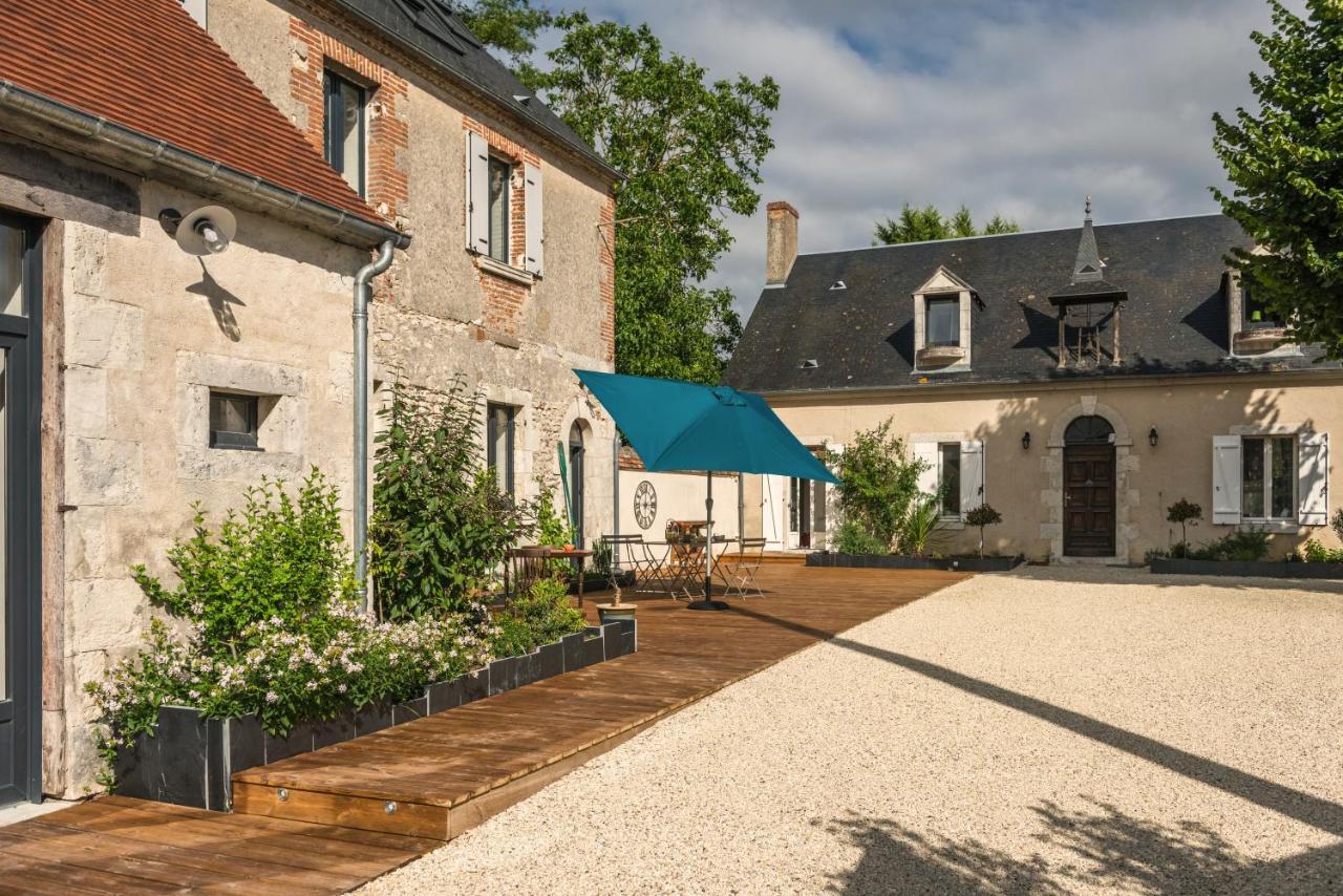 Une Escale En Berry Foecy Exterior photo